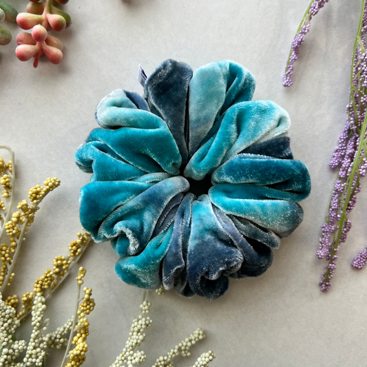 Silk Velvet Scrunchie 002
