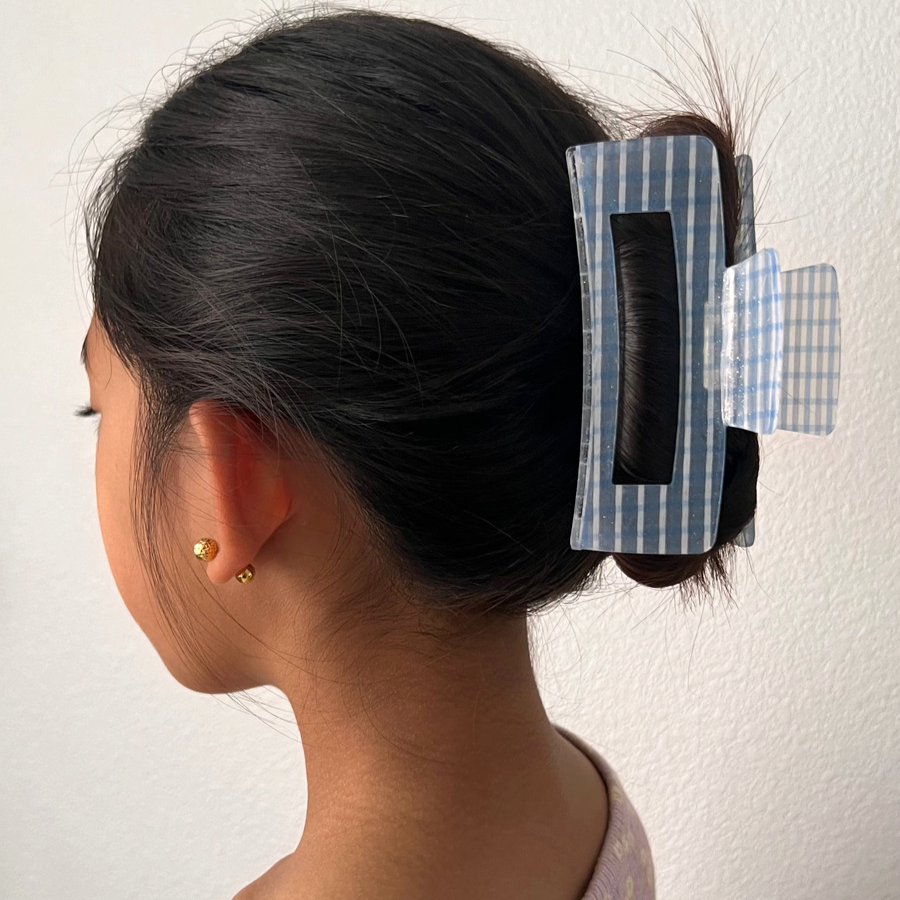 Checkered Hair Claws