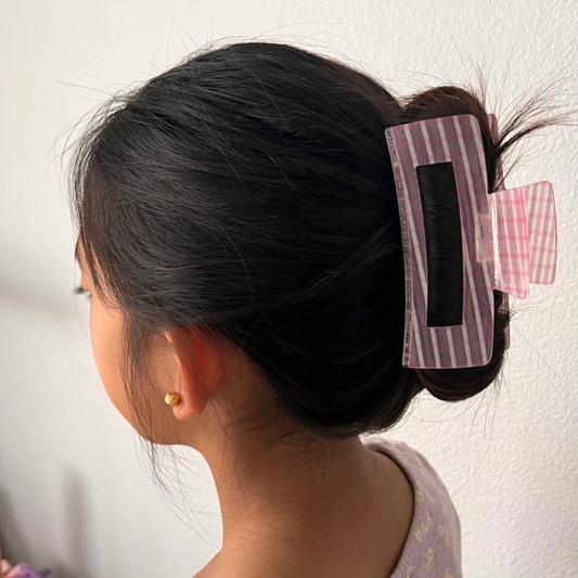 Checkered Hair Claws